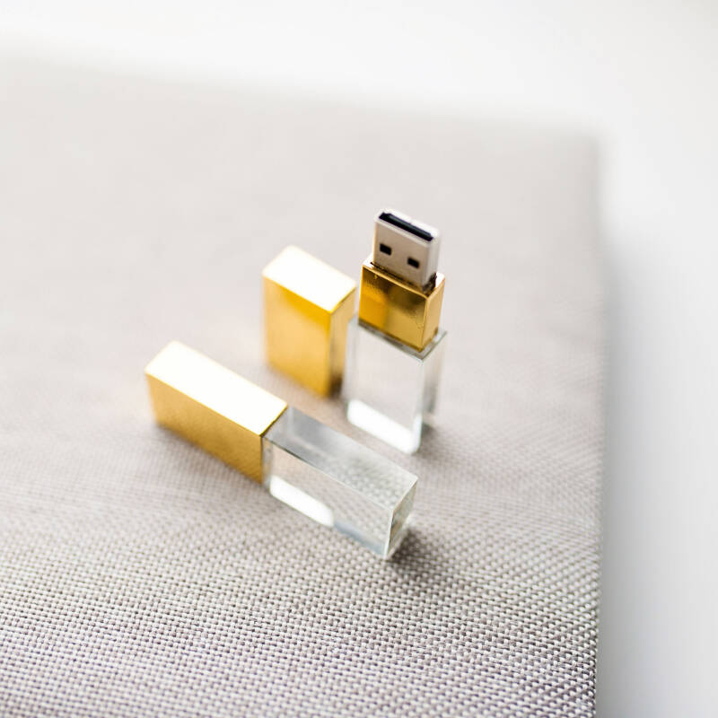 8 GB Gold Crystal USB-Stick (3.0)