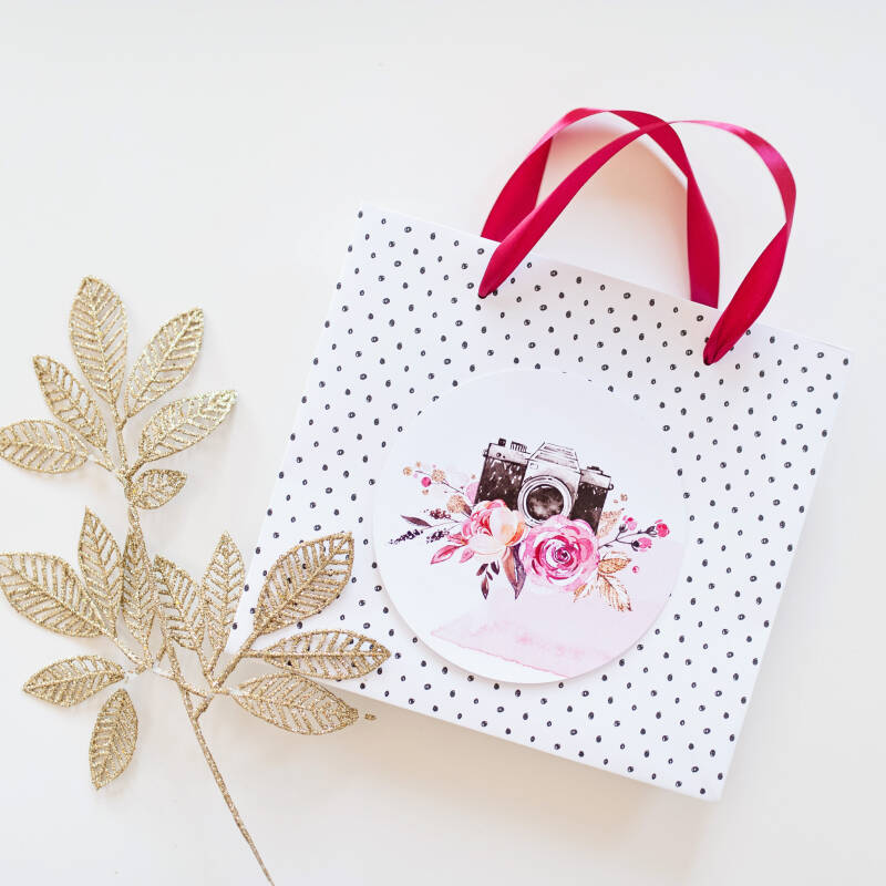 A small bag of dots - flowers - camera